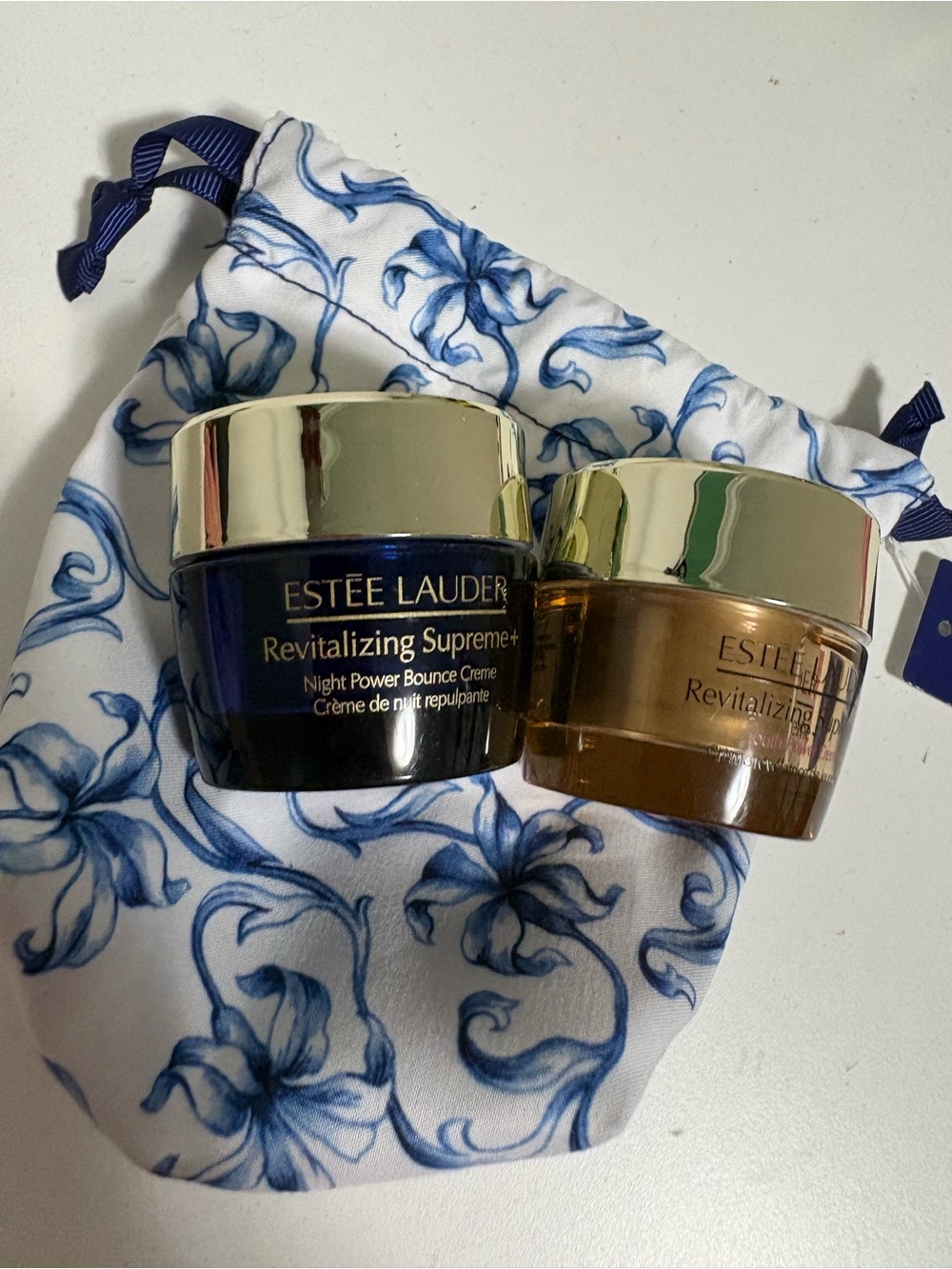 Estée Lauder Skincare set - Picture 2 of 4